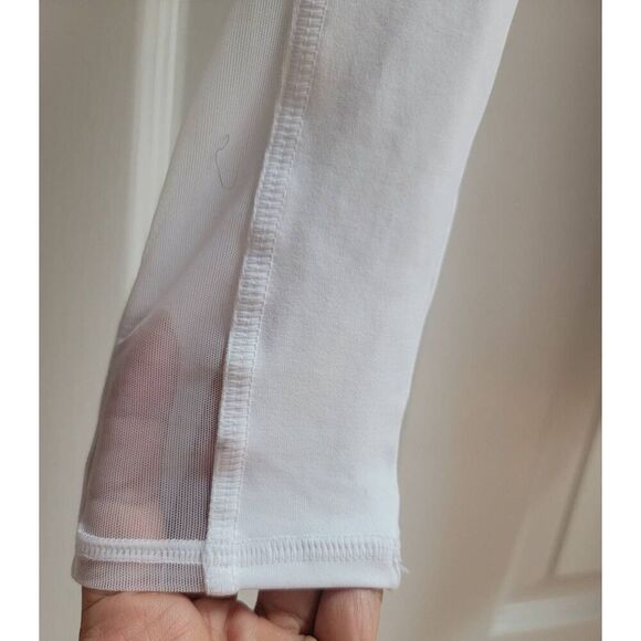 Mika Wayara White Yoga Bodysuit M - Picture 9 of 10